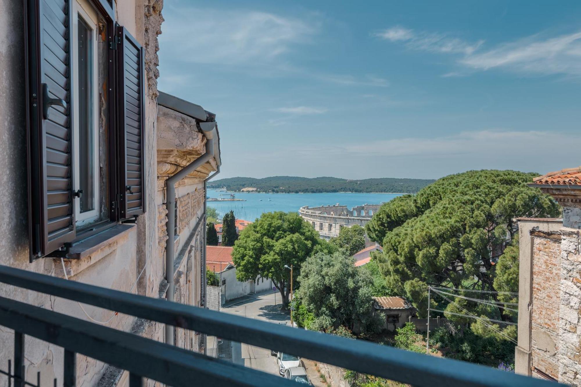 Apartment Seagull Pula Exterior foto